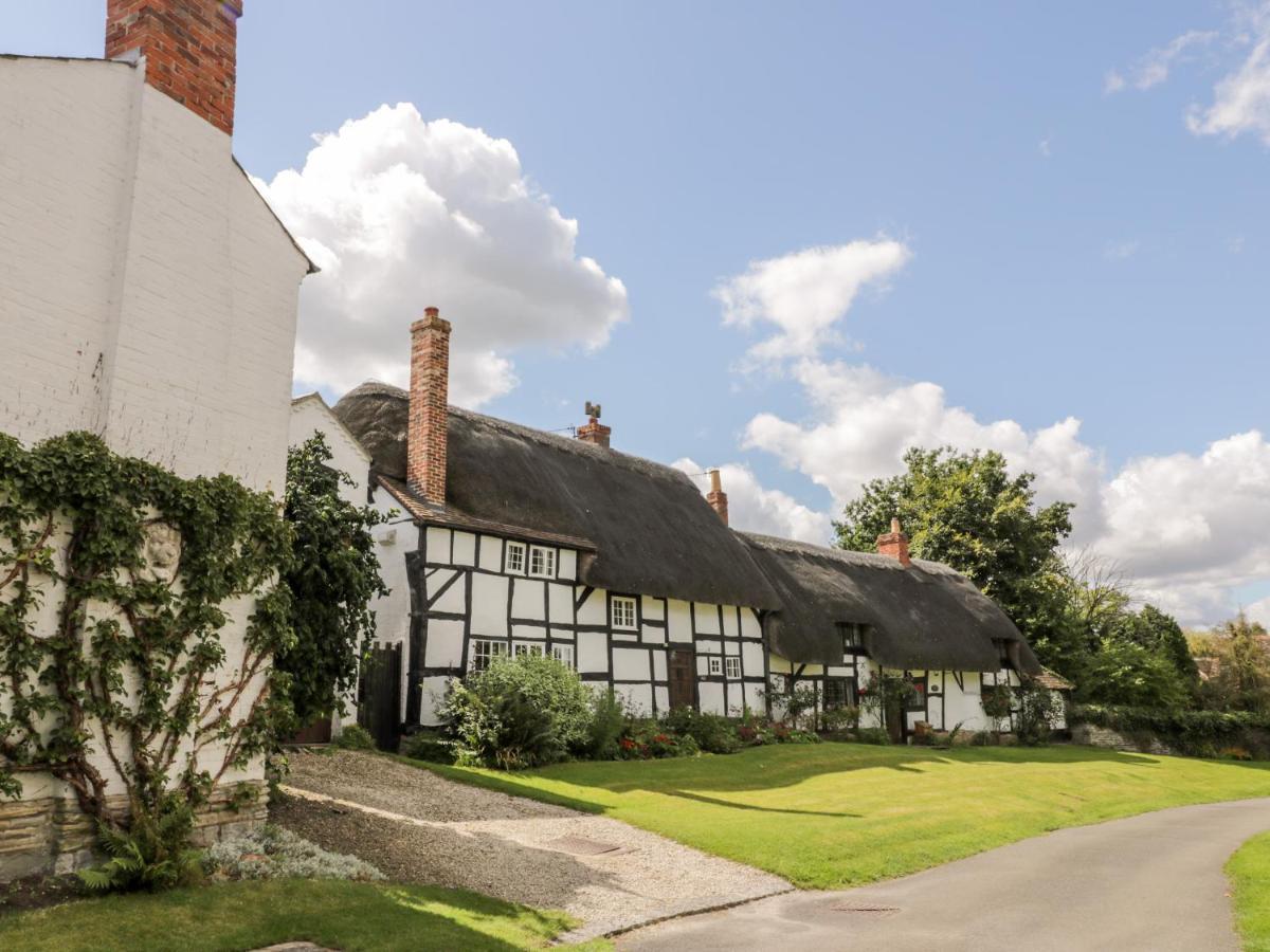 Walnut Cottage Stratford-upon-Avon Bagian luar foto